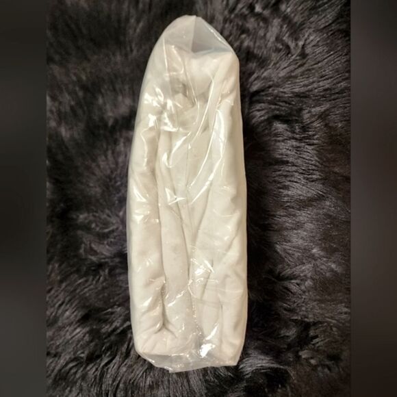 White Duvet Cover Set Bedsure - King - Picture 4 of 8